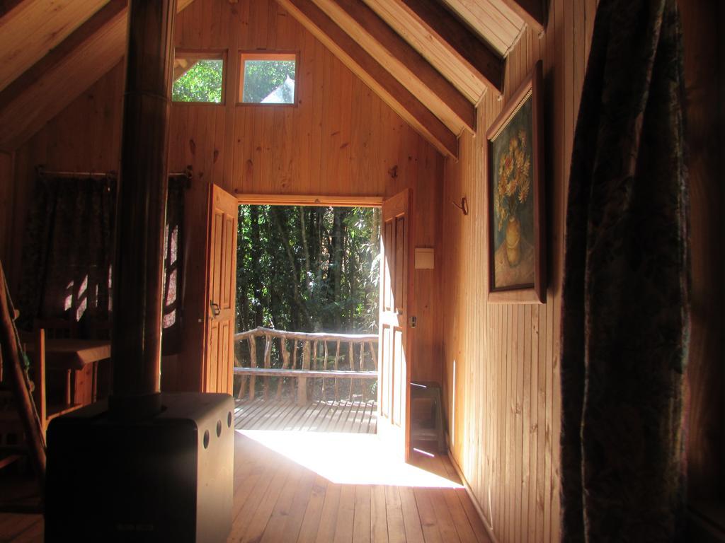 Cabana Rustica Patagonia Chilena Coñaripe 객실 사진
